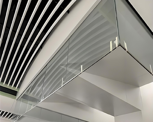 福海玻璃福海挡烟垂壁